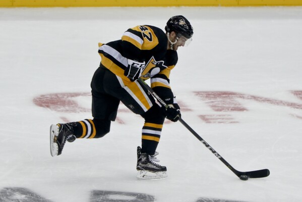 Hockey skater sale